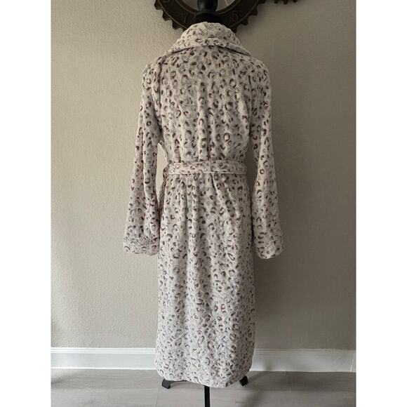 LIZ CLAIBORNE Bathrobe White Cheetah Sz M Sleepwear Comfort Chic Loungewear Cozy - Picture 3 of 9